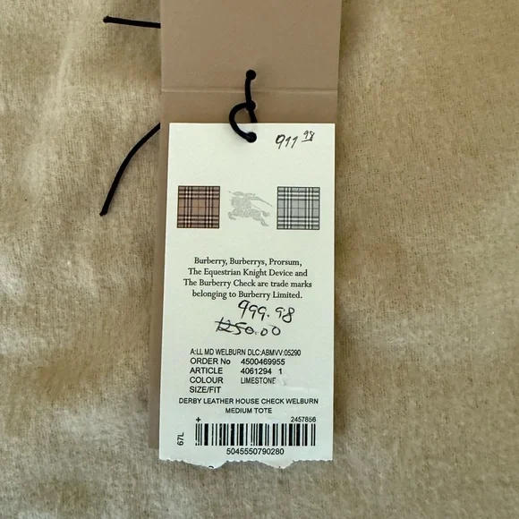 Burberry Tote - Cream Leather House Check - Picture 11 of 11